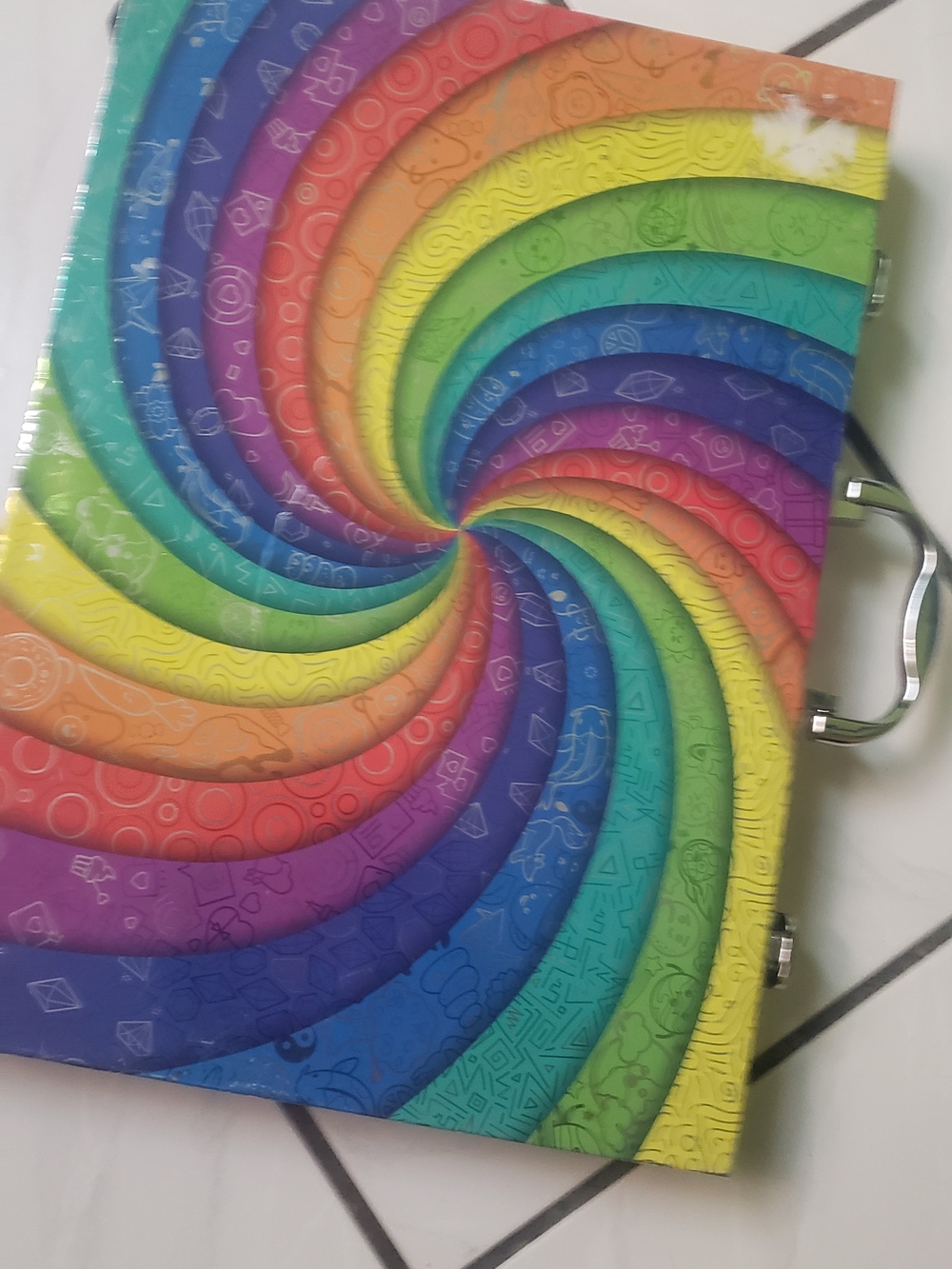 Brand new "Crayola' Imagination Art Set- Crayons, Markers and Colored Pencils - Picture 11 of 11